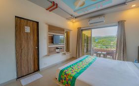 Treebo The Venna Hill